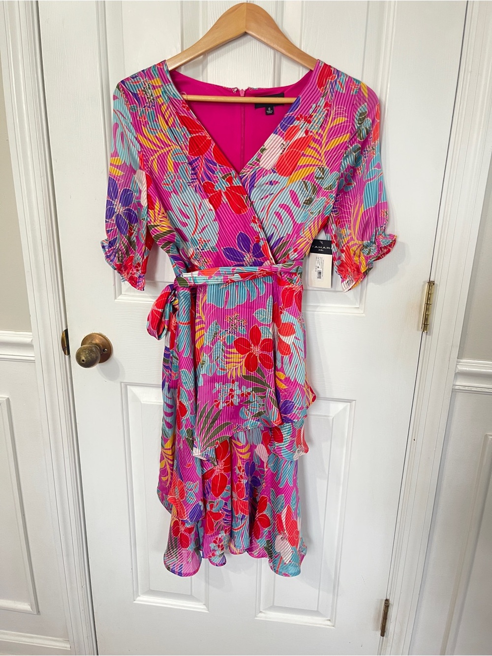 Tahari ASL Size 6 Tiered Tropical Dress Hot Pink Fuchsia Resortwear NWT - Picture 1 of 10